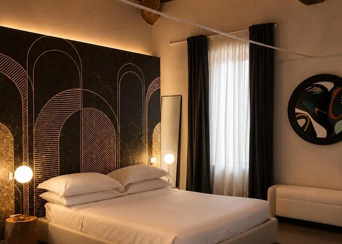 Ginevra Boutique Rooms - Palazzo Leosini - Residenze D'Epoca